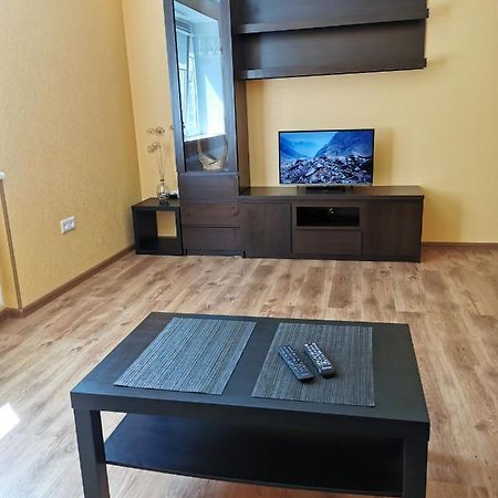 Apartment Near The Seaside ยูร์มาลา ภายนอก รูปภาพ